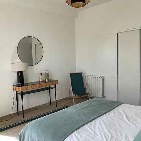 For 6 With Terrace 100 M From The Sea * Saint-Raphaël