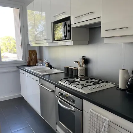 Apartman For 6 With Terrace 100 M From The Sea Saint-Raphaël